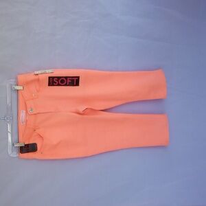 No Boundaries Juniors Pastel Orange Capri Sz 15 NWT Pants Peach Luster